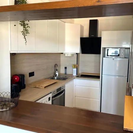 Appt Cameron Akoya Conserjeria, Vue רוזס